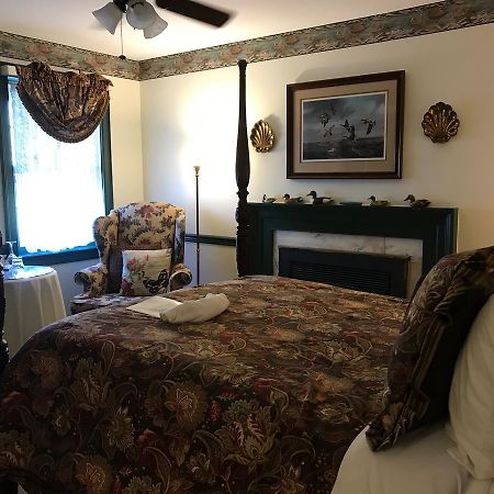 Parsonage Inn Bed And Breakfast เซนต์ไมเคิลส์ ภายนอก รูปภาพ